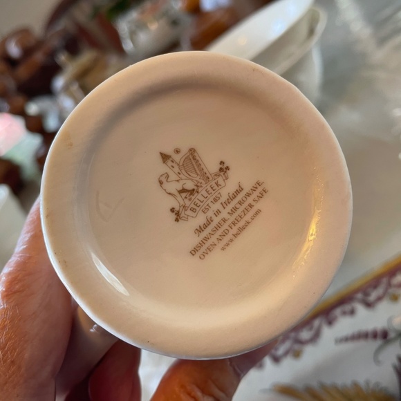Belleek Coffee Mugs and Bowls - Picture 7 of 7